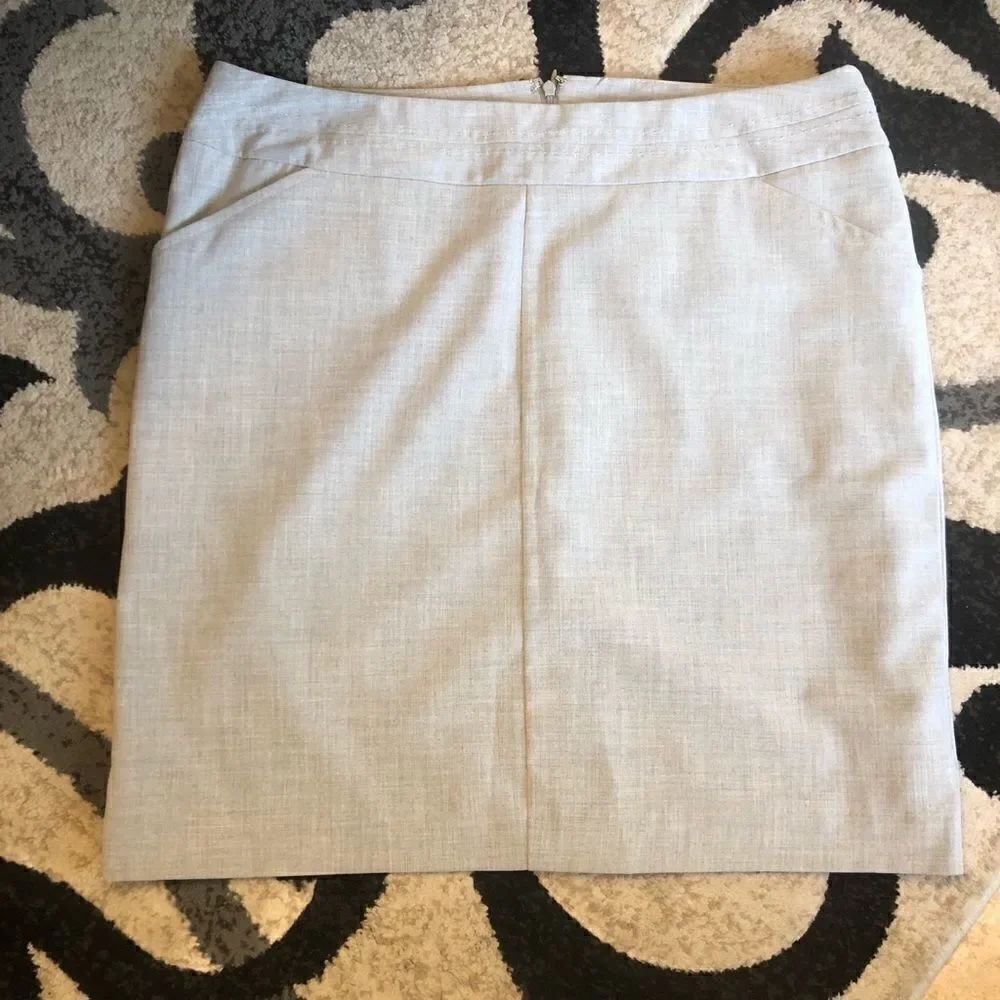 Worthington grey skirt 